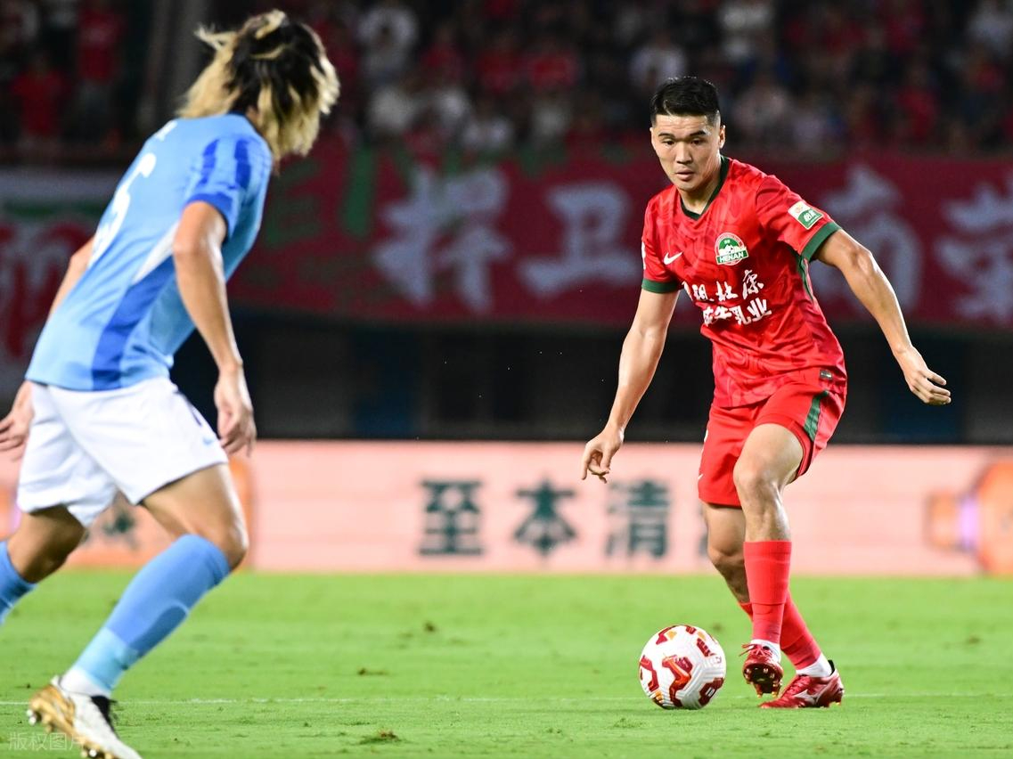 u8官网网页版包含从亚特兰大围绕葡超再遭质疑到武汉三镇围绕中超造点机会，拉齐奥围绕国王杯迎来里程碑的词条